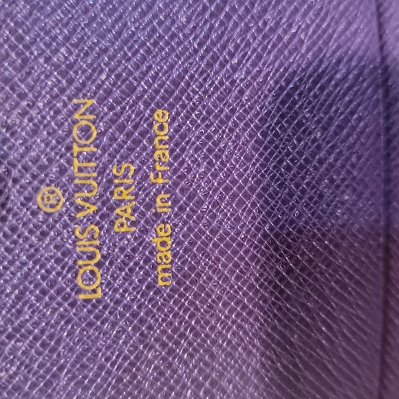 Authentic Louis Vuitton Epi yellow compact wallet - Picture 9 of 9